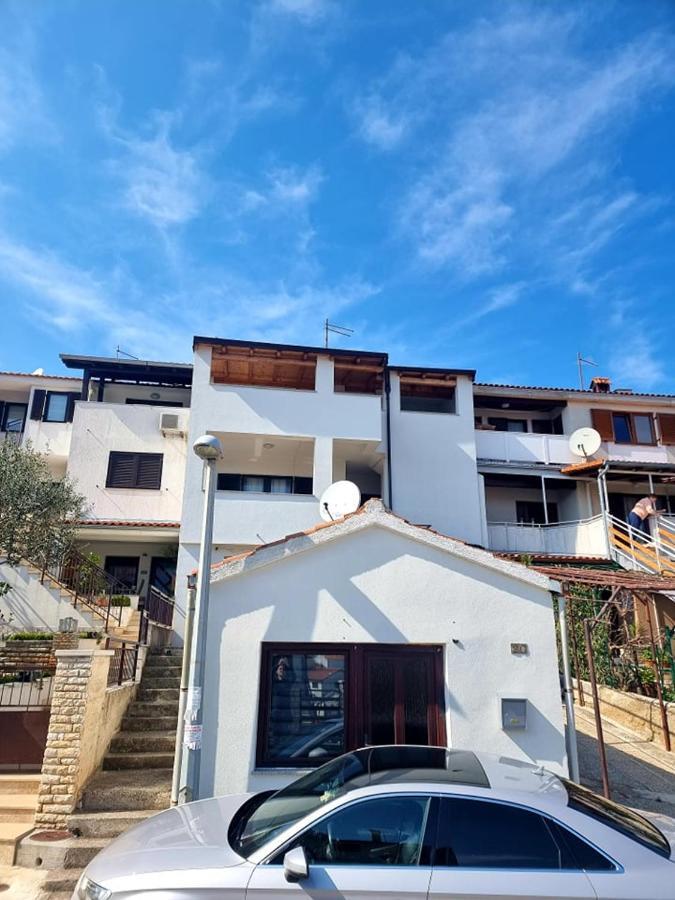 Apartmani Petra Póla Kültér fotó