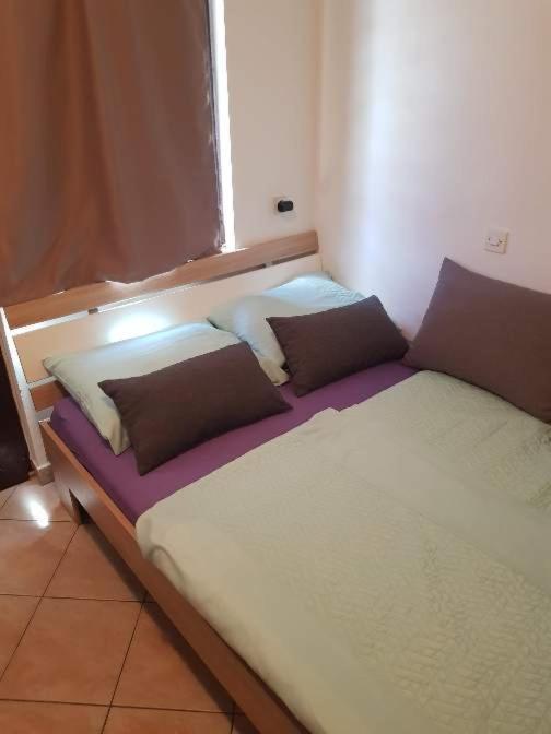 Apartmani Petra Póla Kültér fotó