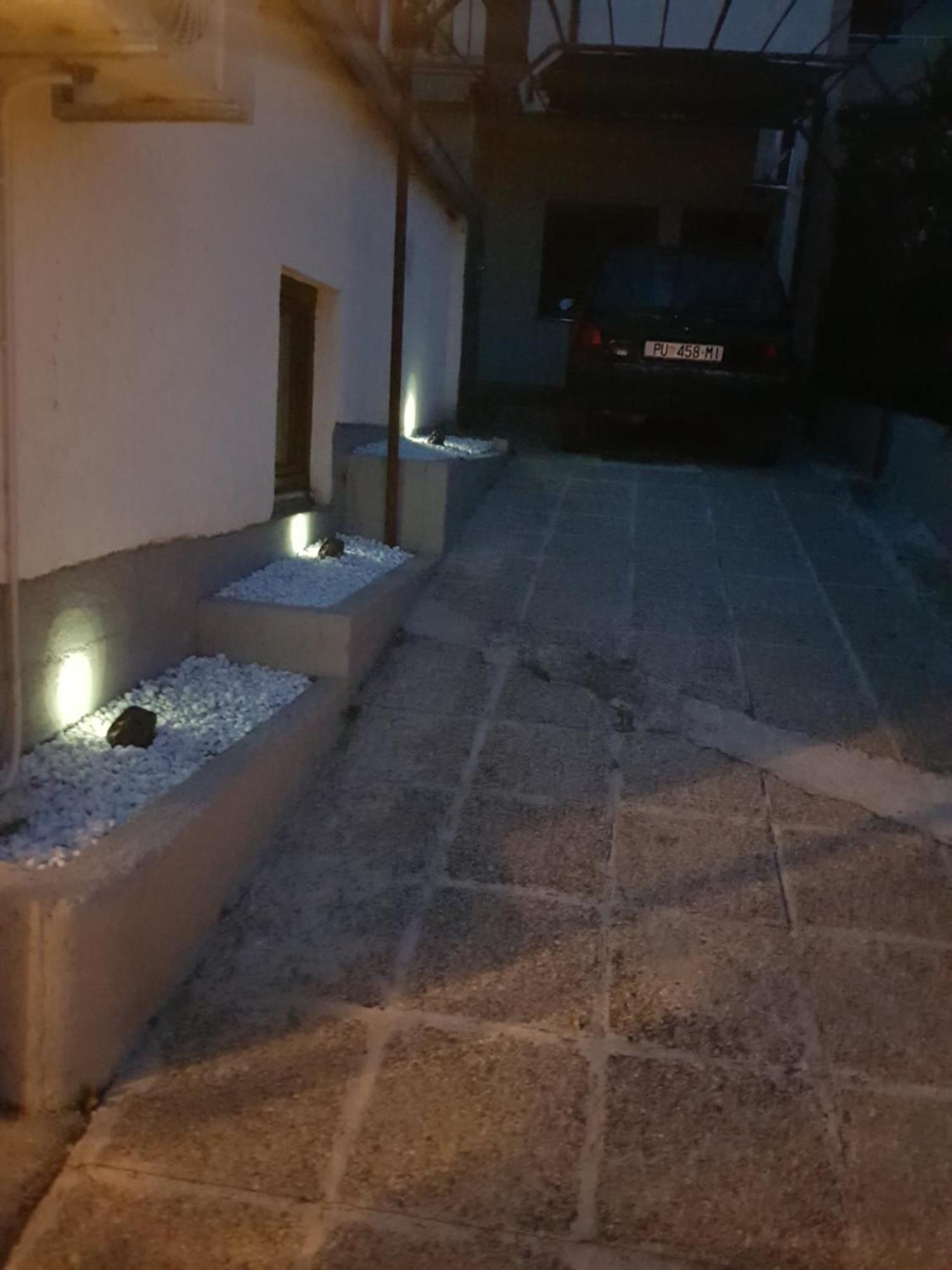 Apartmani Petra Póla Kültér fotó